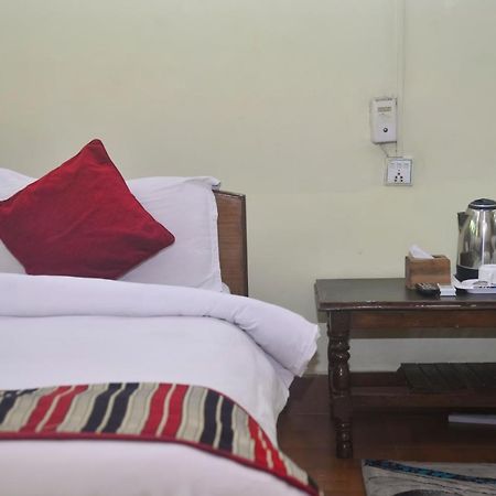 Unique Wild Resort Sauraha Dış mekan fotoğraf