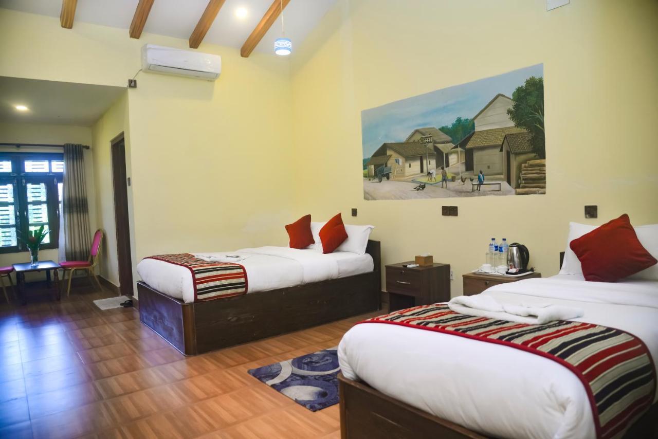 Unique Wild Resort Sauraha Dış mekan fotoğraf