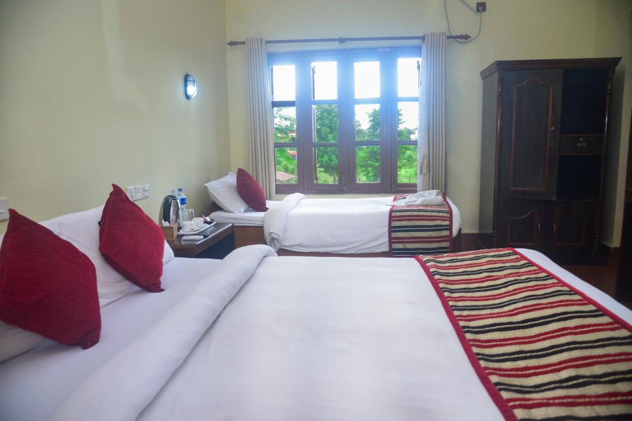 Unique Wild Resort Sauraha Dış mekan fotoğraf