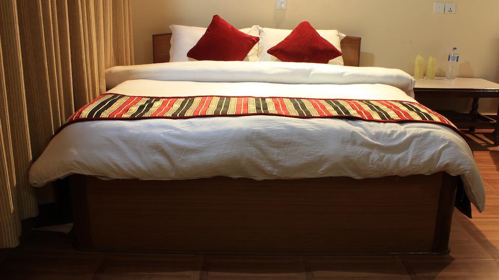 Unique Wild Resort Sauraha Dış mekan fotoğraf