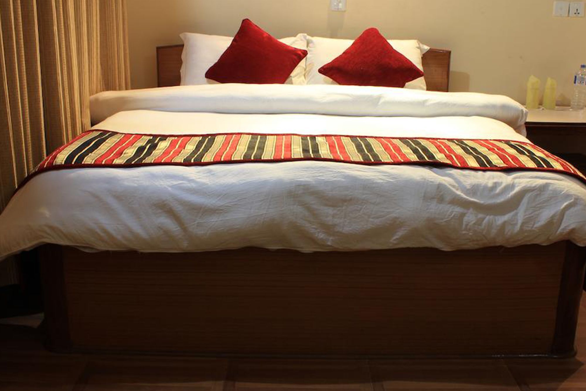 Unique Wild Resort Sauraha Dış mekan fotoğraf